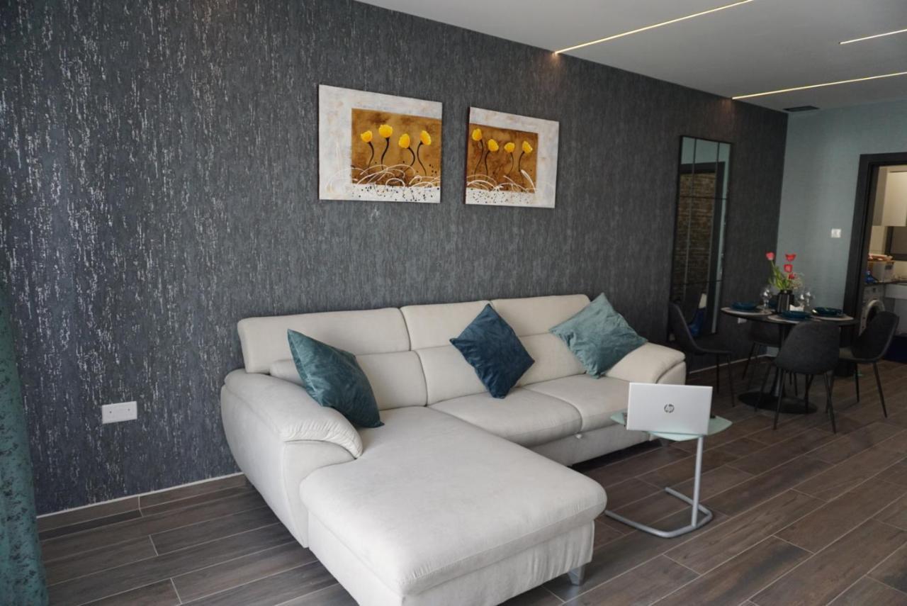 Korzo Suites Paceville Saint Julian's Екстериор снимка